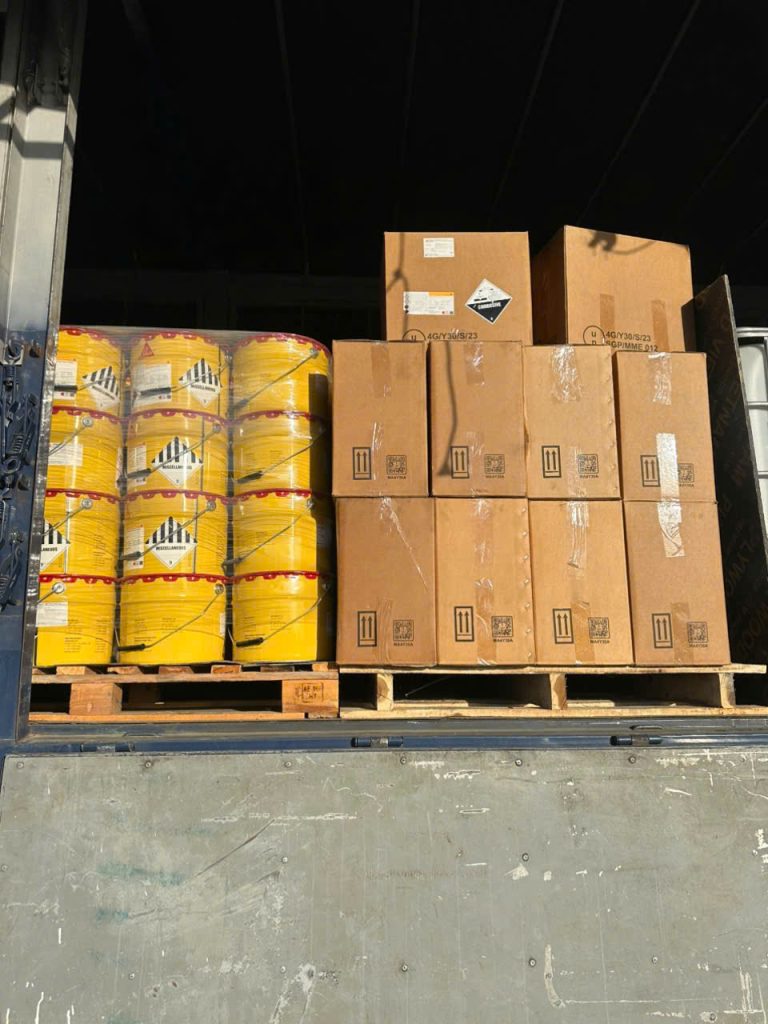 Chống thấm bể bê tông bằng Sikagard 180 – Sơn phủ epoxy Sika 3 Chong Tham Be Nuoc Sika